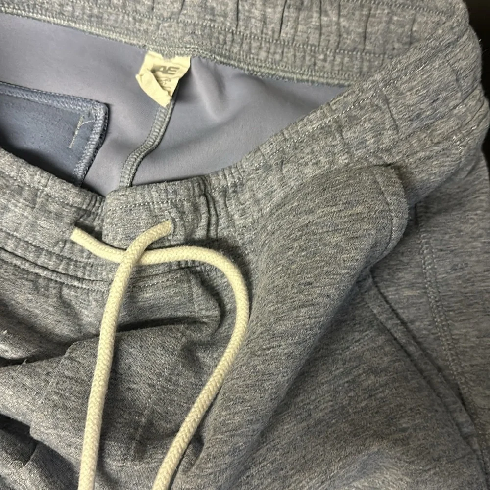 American Eagle joggers - Picture 4 of 4